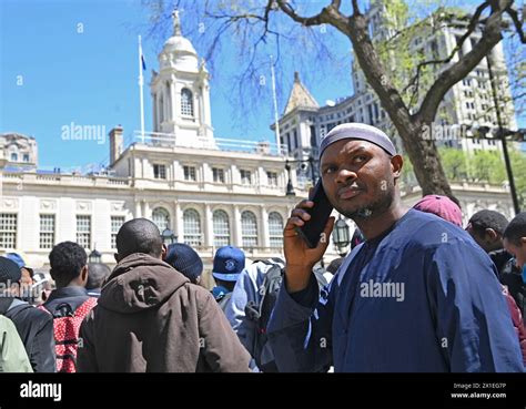 April New York New York Usa Migrants In New York City