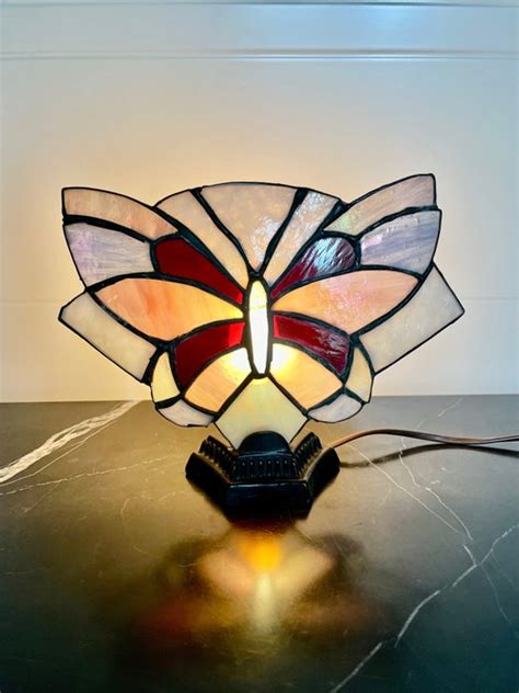 Lampe à poser style Tiffany Papillon Laiton Vitrail Catawiki