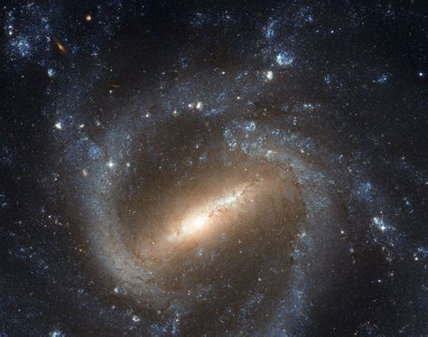 Classic portrait of a barred spiral galaxy | Astronomy.com