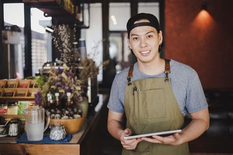 Steward Adalah Profesi Apa Ini Tugas Gaji Dan Jenisnya Jobstreet