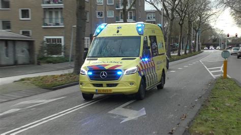 Politie Diverse Rijopleiding Ambulances Met Spoed Naar En Vanaf