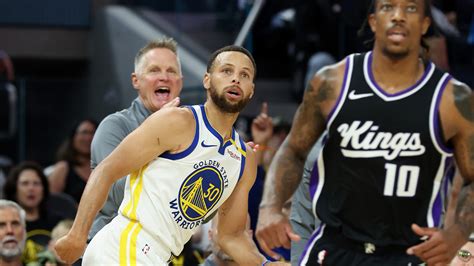 Steph Curry Exits Warriors Vs Kings Preseason Game With Jammed Finger Nbc Sports Bay Area