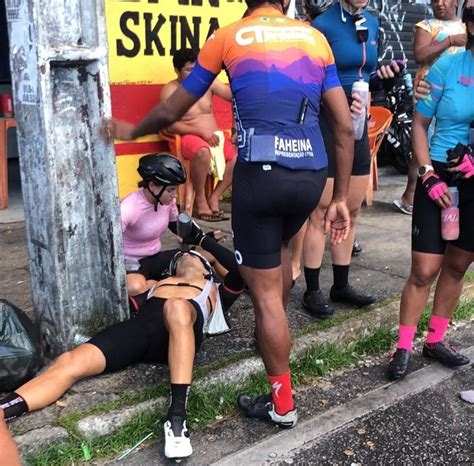 Grupo de ciclistas é atropelado por motorista bêbado em Fortaleza