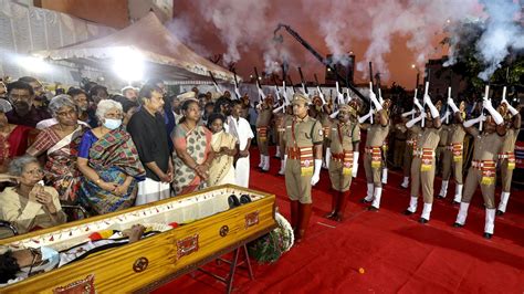 Vijayakanth’s death & funeral news: Vijayakant laid to rest with full ...