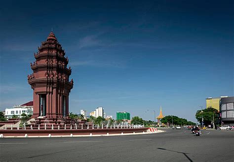 Landmark Independence Monument In Cambodias Central Downtown Phnom Penh