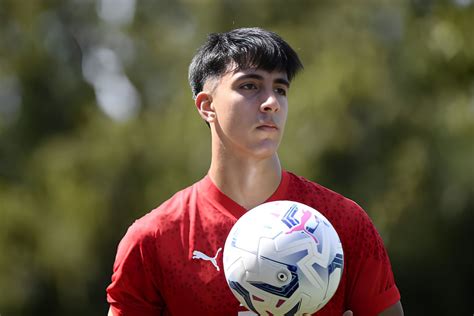 Journalist Claims Cuenca Is Training With First Team Ahead Of Possible