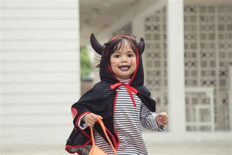 5 Cheap and Easy to Make Ideas for Kids Halloween Costumes