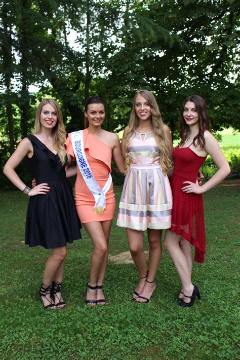 Santenay Les 14 Candidates Au Titre De Miss Bourgogne 2017 En Images