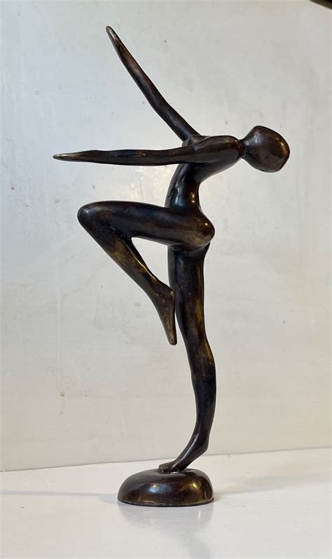Vintage Androgynous Sculpture In Patinated Bronze 1970s For Sale At Pamono