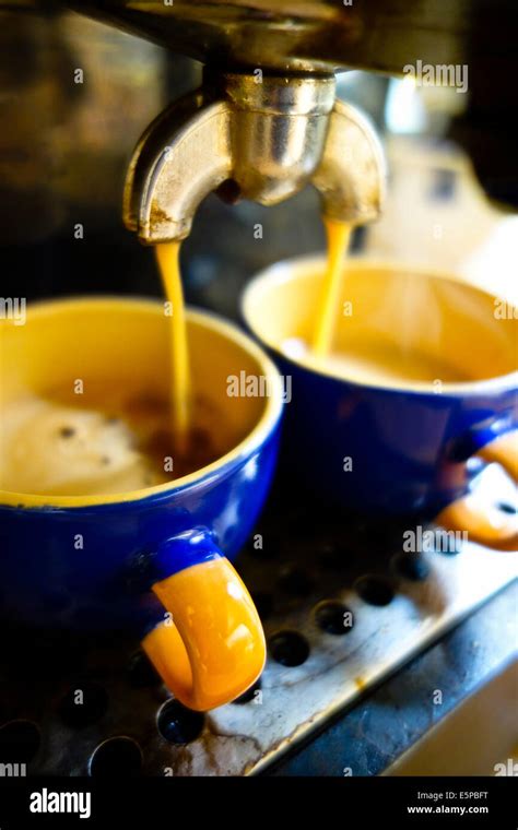 Espresso Coffee Cups Hi Res Stock Photography And Images Alamy