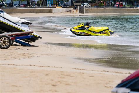 Phuket Thailand May 07 2022 Speedboat Wait For Tourists To Take