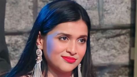 Mannara Chopra First Project After Bigg Boss 17 With Abhishek Kumar