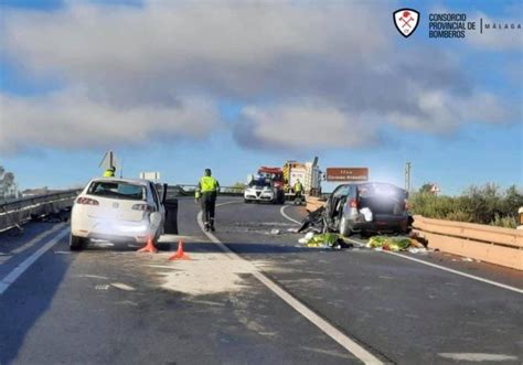 Dos Muertos Y Tres Heridos En Un Grave Accidente De Tráfico En Antequera Ser Málaga Hora 14