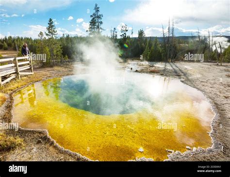 Morning Glory Pool Stock Photo - Alamy