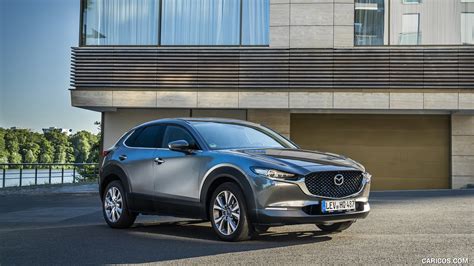 2020 Mazda Cx 30 Color Polymetal Grey Front Three Quarter Caricos