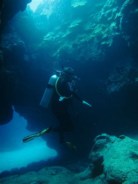 Daily Underwater Photo Kona Cave Diver