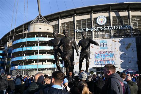 Manchester City vs Manchester United: Team news and more.