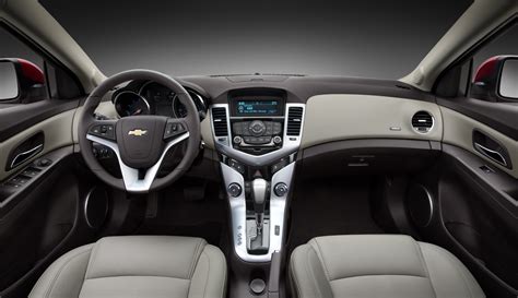 CHEVROLET CRUZE - 2000-chevrolet-cruze4.jpg