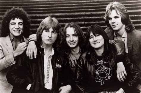 Will Journey & Steve Perry Reunite for Rock Hall? | Best Classic Bands