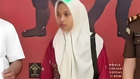 Sosok Abdul Mu Ti Mendikdasmen Yang Angkat Supriyani Guru Honorer Di