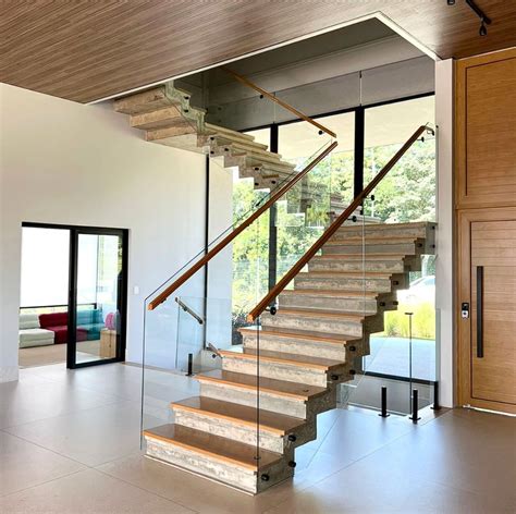Escada Flutuante De Concreto - Escadas flutuantes com concreto armado – Alca Arquitetura