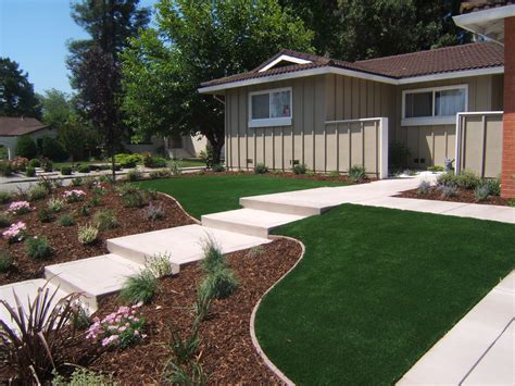 Backyard Landscape Design With Artificial Grass Mokasincourse