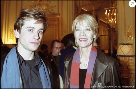 Thomas Dutronc et sa mère Françoise Hardy en 2001 Purepeople