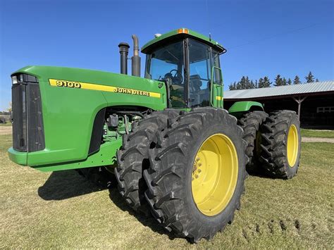 Dunkle Auction Services 1997 JOHN DEERE 9100 4WD Tractor 5 204 Hours