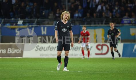 Xdcx Fussball Liga Sv Waldhof Mannheim Sc Freiburg