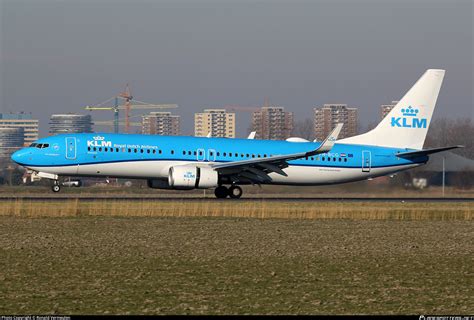 PH BCG KLM Royal Dutch Airlines Boeing 737 8K2 WL Photo By Ronald