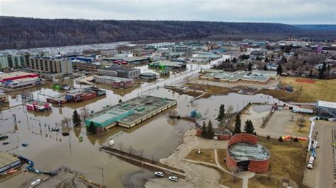 Berms And Sandbags Fort Mcmurray Spending Millions In Preparation For