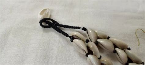 Custom Made Natural Cowry Sea Shell Necklaces Made From Real Cowry