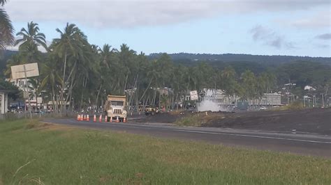 High Surf Impacts Hilo Bayfront Highway