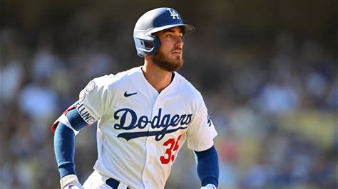 Breaking News Chicago Cubs Sign Cody Bellinger To One Year Deal Mlb