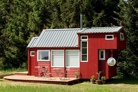 Humble Homes Nesthouse By Jonathan Avery Is A Modular Tiny House On