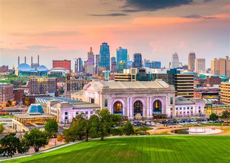 30 Fun Activities You Can Do For Free While In Kansas City