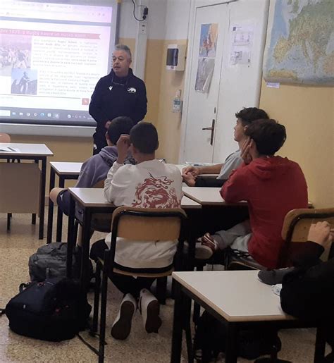 Lo Sport Si Impara Anche Sui Banchi Di Scuola