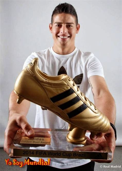 James Rodr Guez Recibi La Bota De Oro Como Goleador Del Mundial Brasil