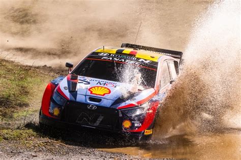 Rajd Akropolu WRC 2022 całe podium dla Hyundaia Motoryzacja w