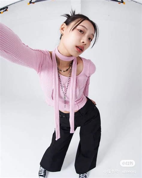 Acubi Style là gì Phối đồ phong cách Acubi hot trend cho giới trẻ