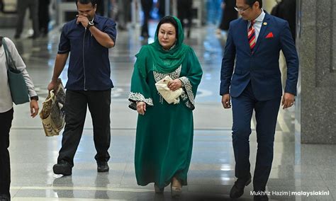 Keputusan Permohonan Rosmah Batalkan Kes Rasuah Solar Pada Jun