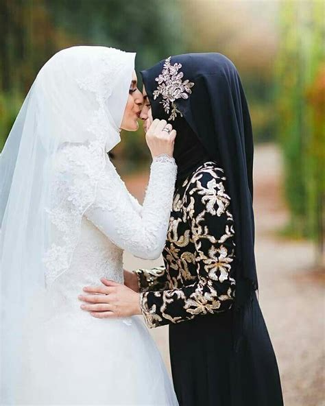 Pin By Fedwa Styles Trust My Style On Hijab Style Pakistani Bridal