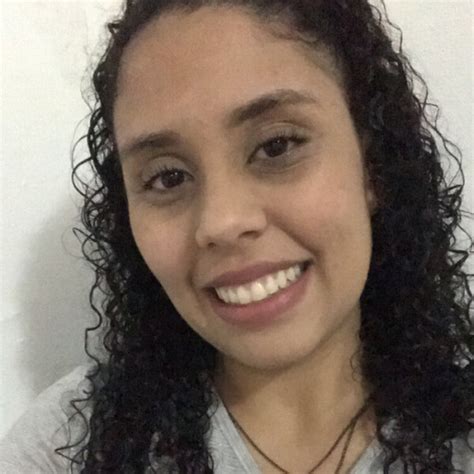 Tatiane Barueri São Paulo Reforco escolar do ensino básico ao ensino