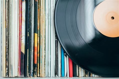 Comment Nettoyer Un Disque Vinyle Guide Et Meilleurs Produits 2025