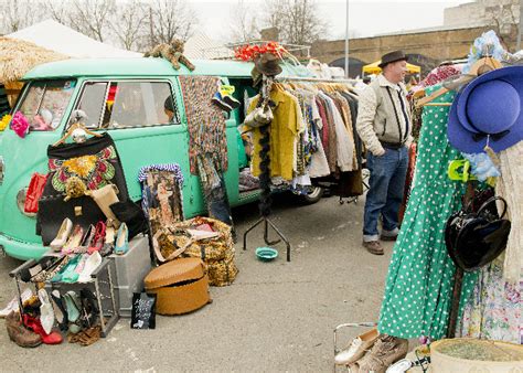 How To Display Clothes At A Car Boot Sale Car Sale And Rentals