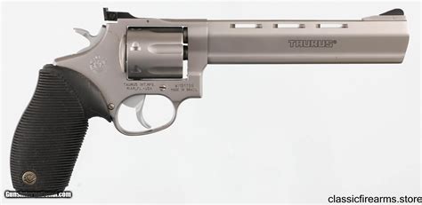 Taurus Tracker 17 Hmr Revolver