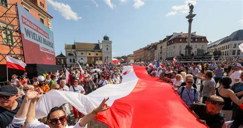 Jaka frekwencja na marszu 4 czerwca w Warszawie Są oficjalne dane