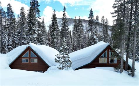 700 Inches Of Snow Sierra Nevadas Face 2nd Snowiest Season On Record