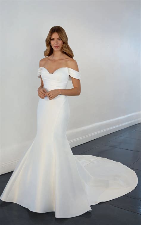 Glamorous Strapless Fit And Flare Wedding Dresses True Society