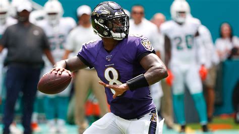 Baltimore Ravens Qb Lamar Jackson Named 2019 Nfl Mvp